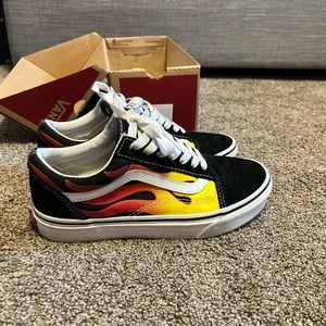 Old Skool Vans Flame Shoe